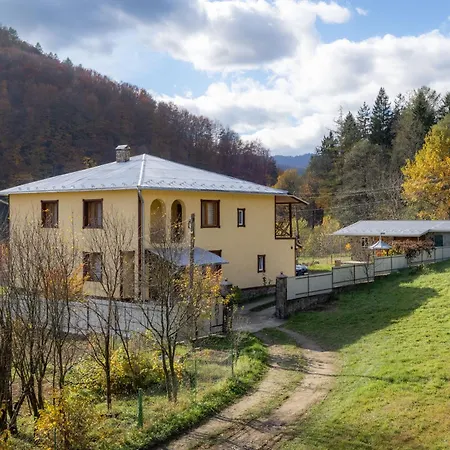 Hostel Nad Hukom